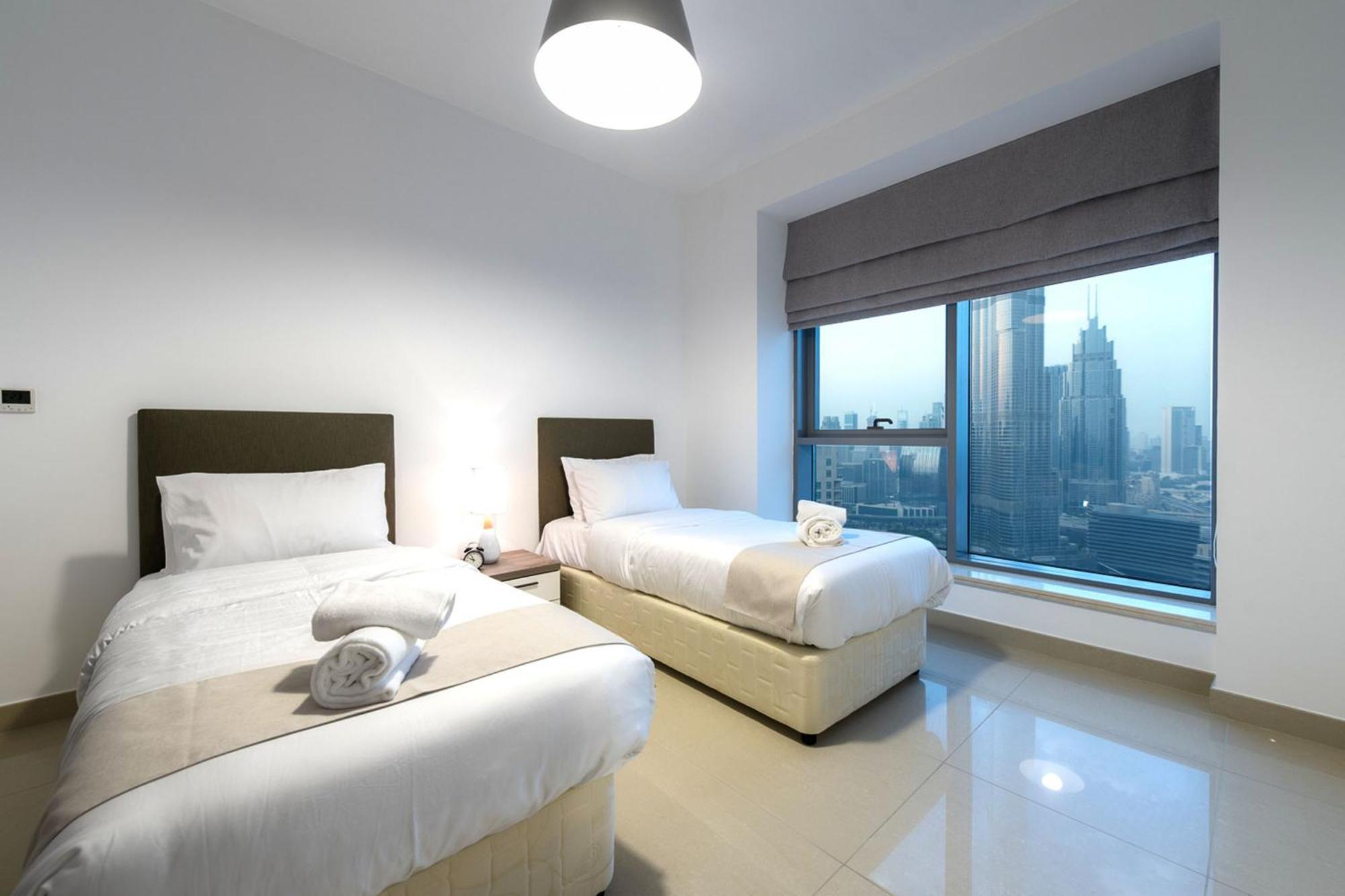 דובאי Spectacular Burj Khalifa View 2Br 29 Boulevard Tower 2 מראה חיצוני תמונה